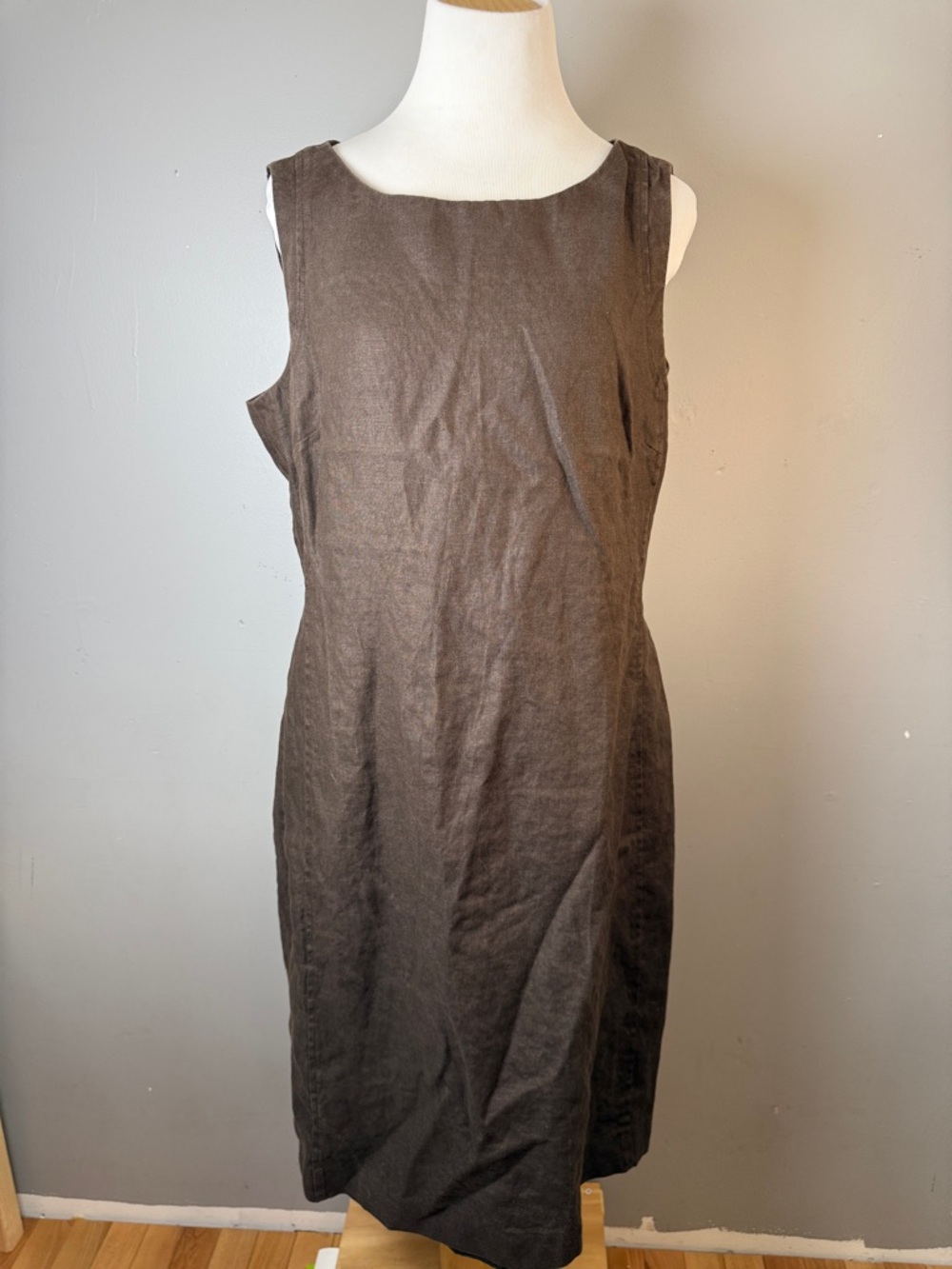 Classic Sleeveless Brown Linen Dress